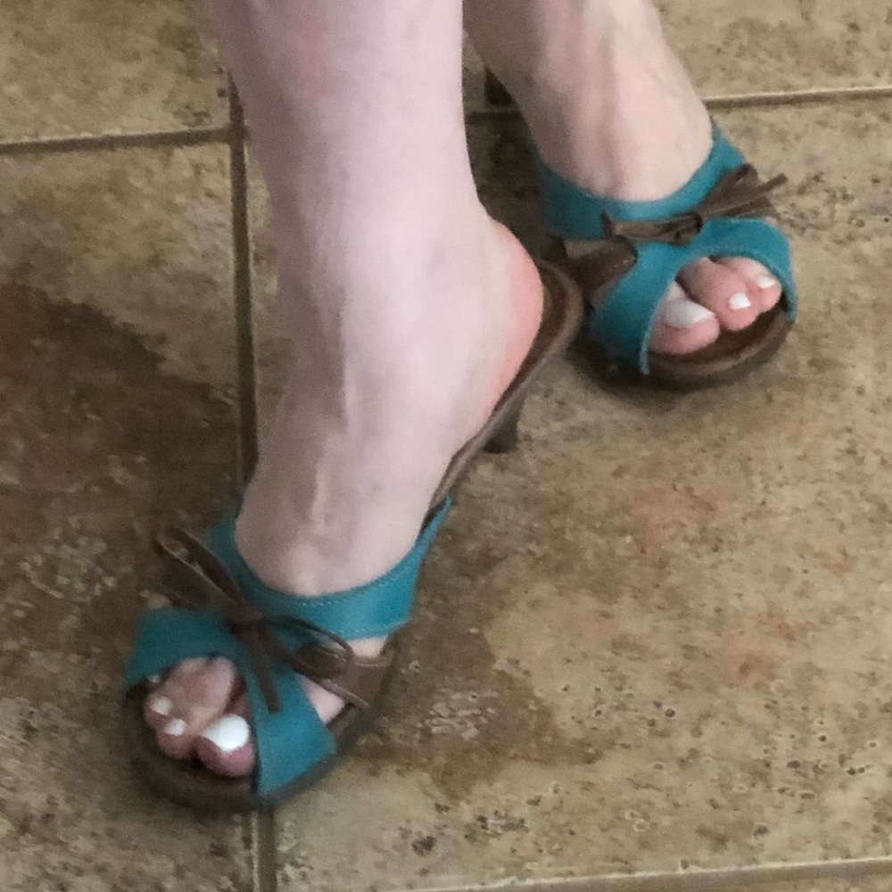 Fly London size 38 EUC Sandals